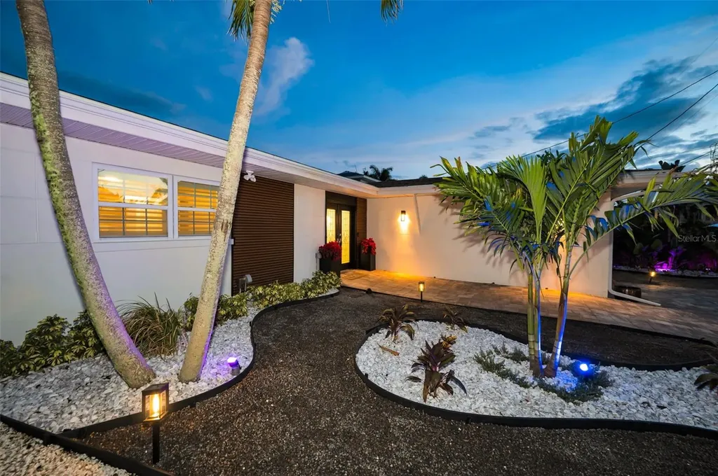 16353 Redington Drive Redington Beach FL 33708