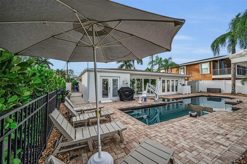16353 Redington Drive Redington Beach FL 33708