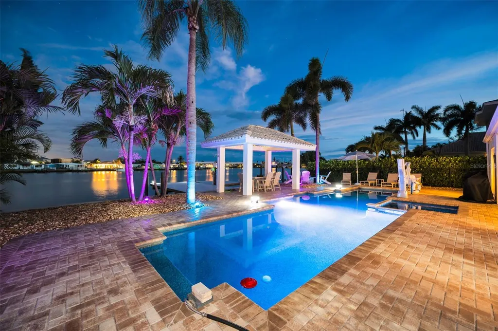 16353 Redington Drive Redington Beach FL 33708