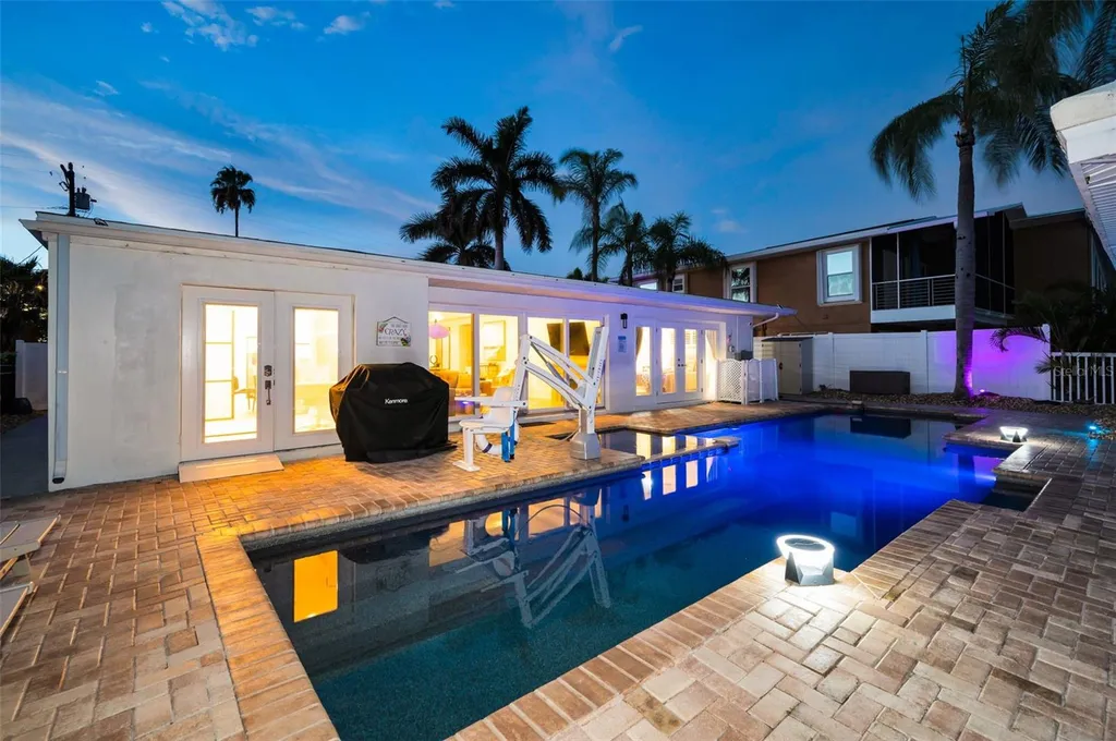 16353 Redington Drive Redington Beach FL 33708