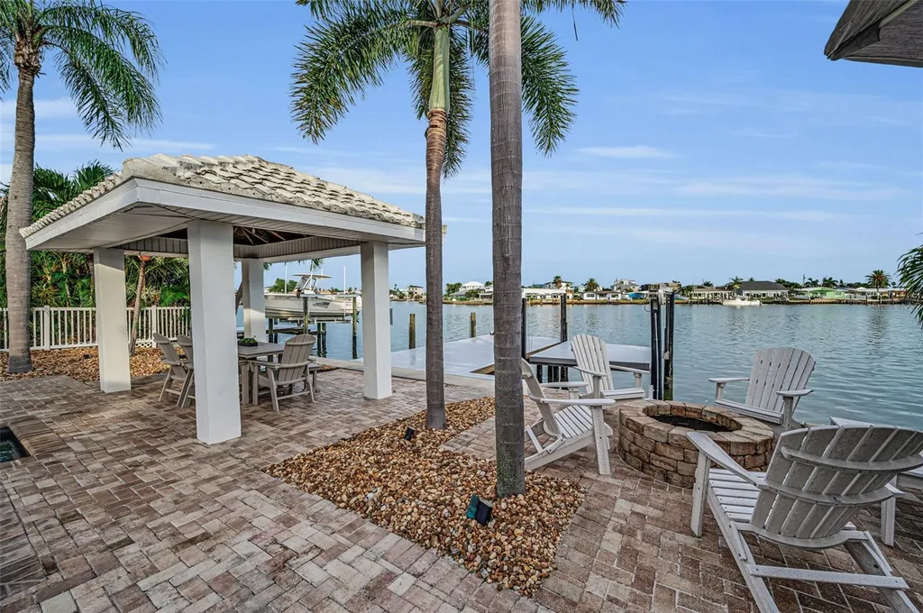 16353 Redington Drive Redington Beach FL 33708