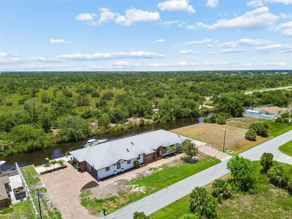 3339 Desoto Drive Punta Gorda FL 33983