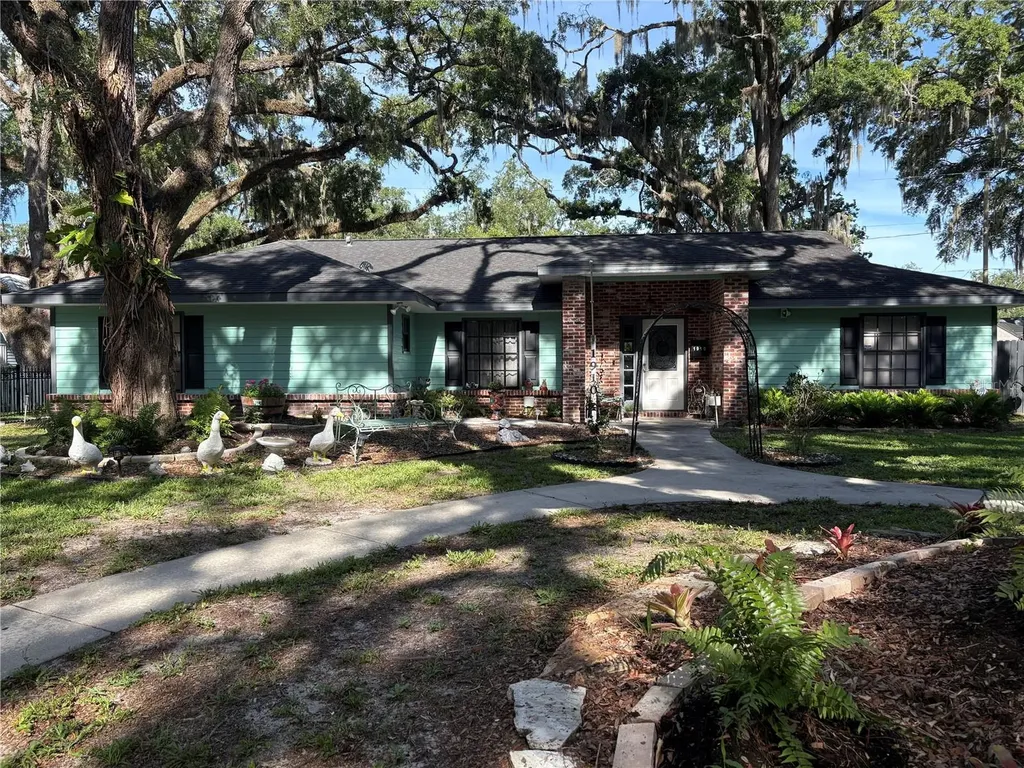 1910 S Park Avenue Sanford FL 32771