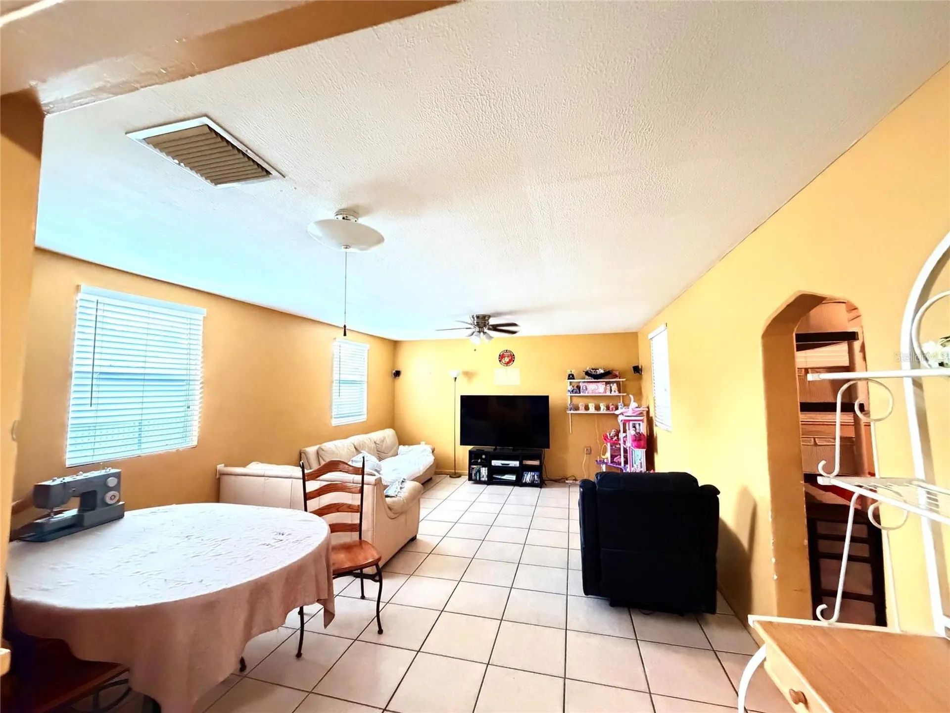 3306 W Burke Street Tampa FL 33614