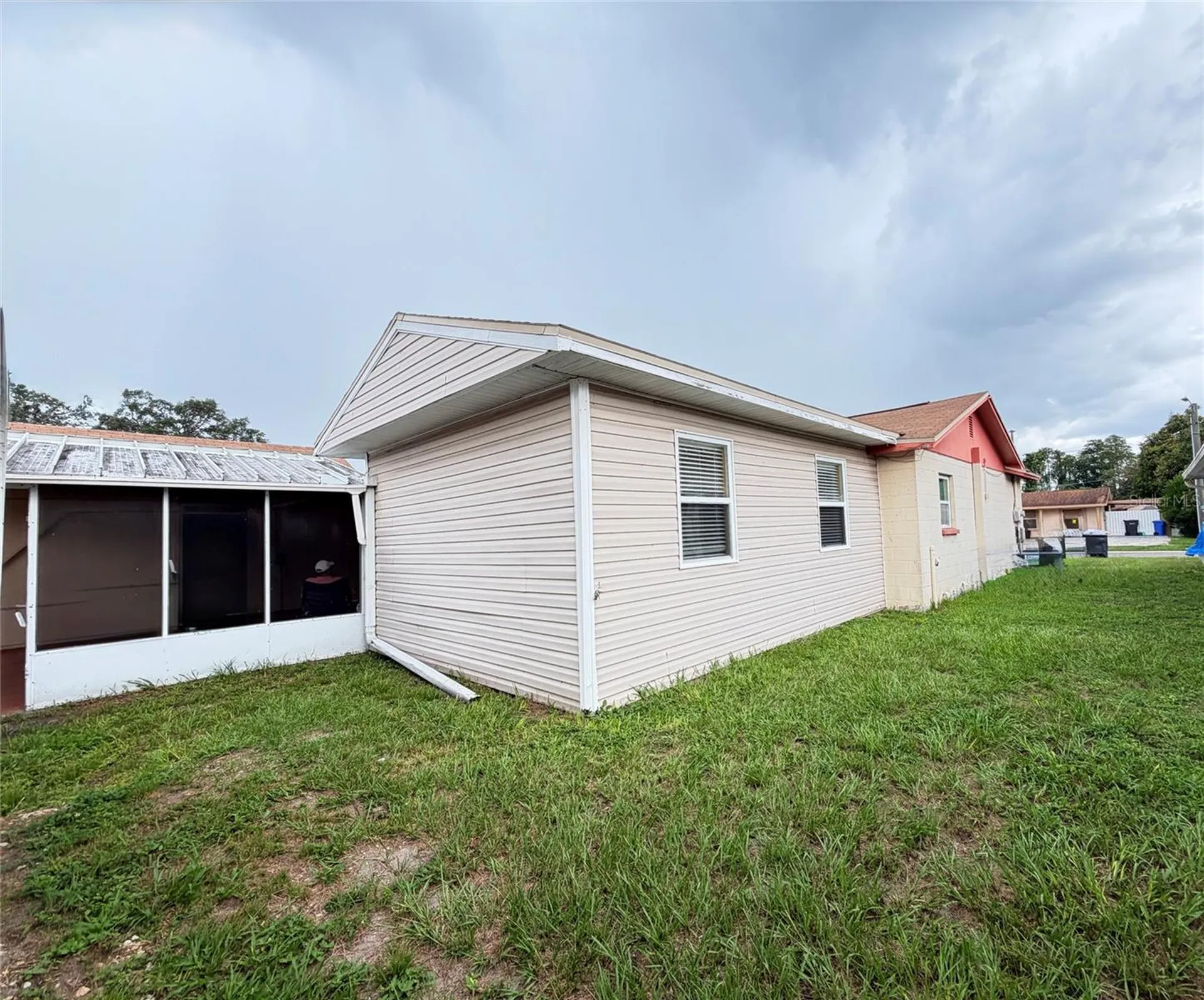 3306 W Burke Street Tampa FL 33614