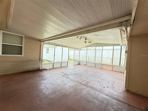 3306 W Burke Street Tampa FL 33614