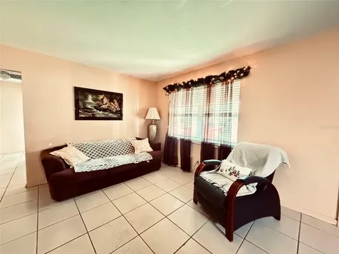 3306 W Burke Street Tampa FL 33614