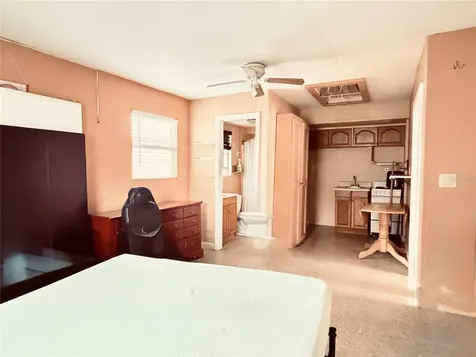 3306 W Burke Street Tampa FL 33614