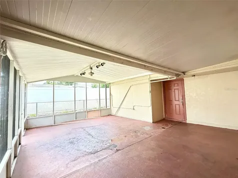 3306 W Burke Street Tampa FL 33614