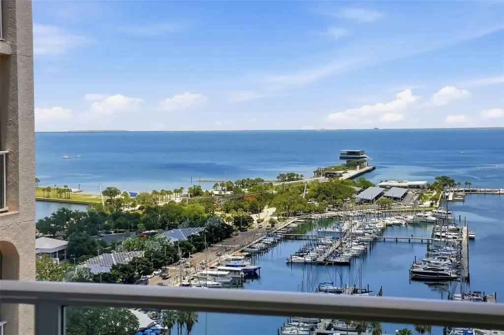 100 Beach Drive NE St Petersburg FL 33701