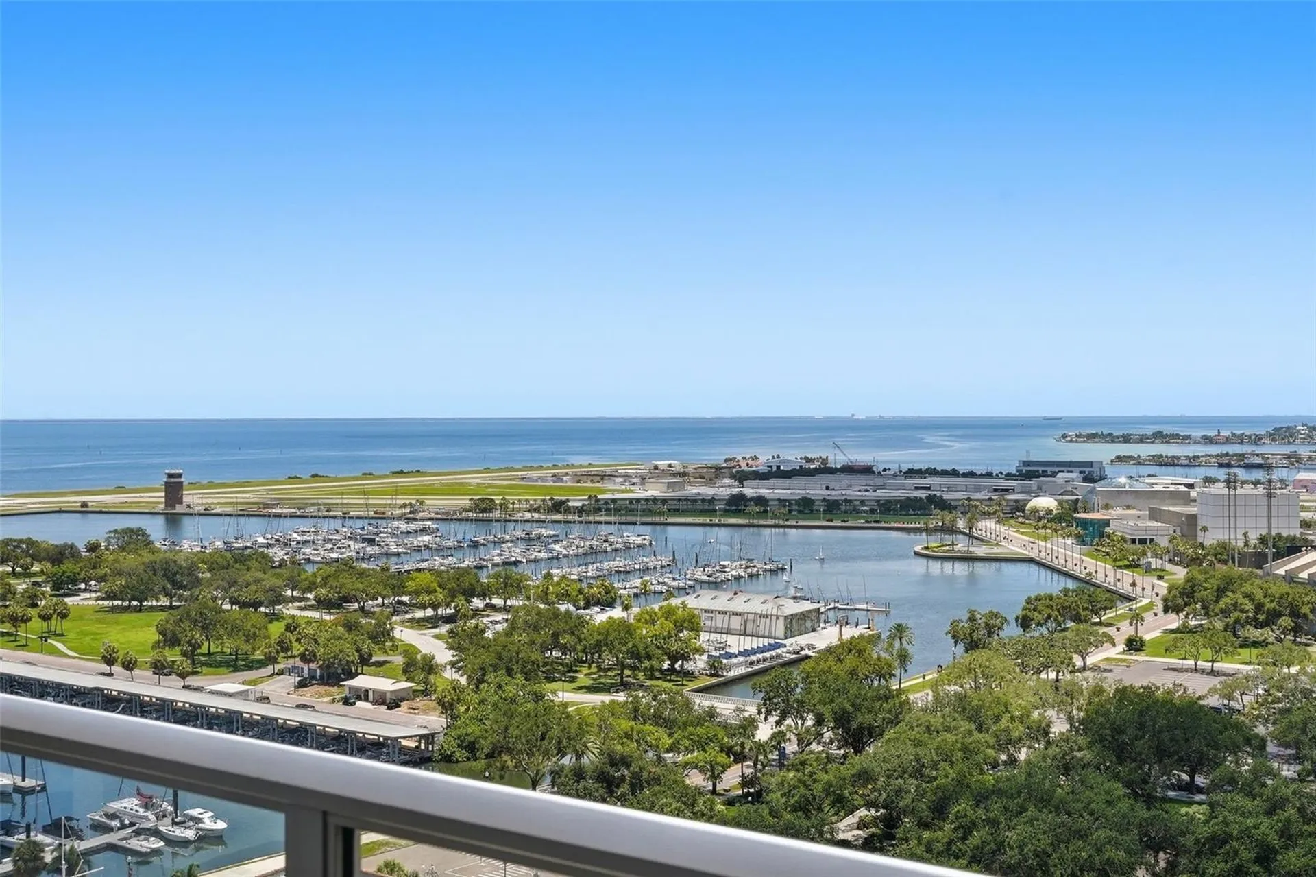 100 Beach Drive NE St Petersburg FL 33701