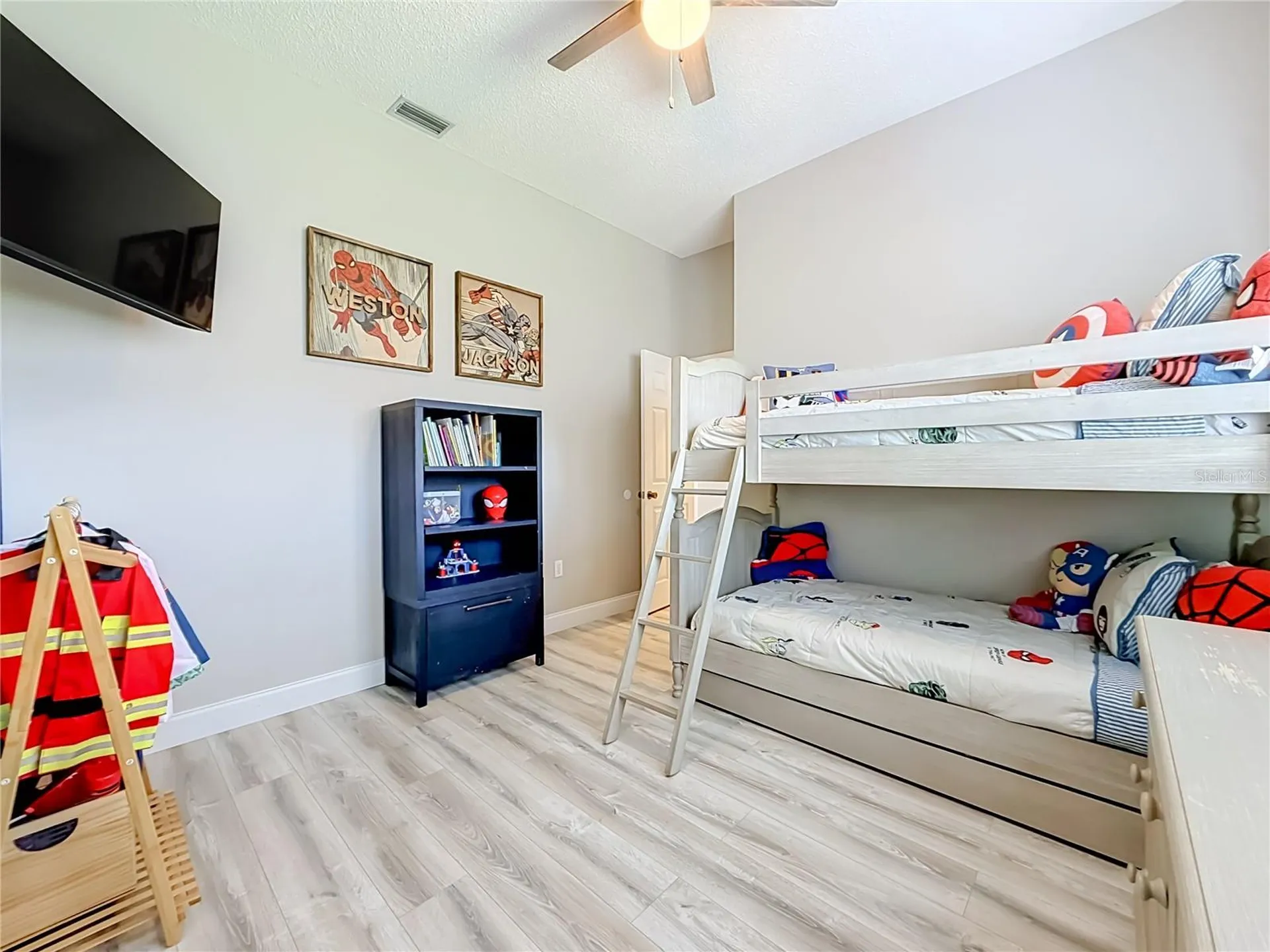 1266 Berkshire Lane Tarpon Springs FL 34688