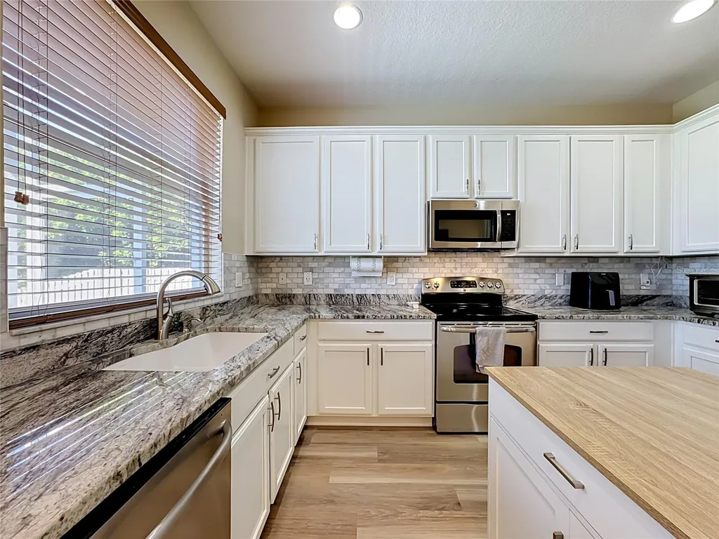11441 Dutch Iris Drive Riverview FL 33578