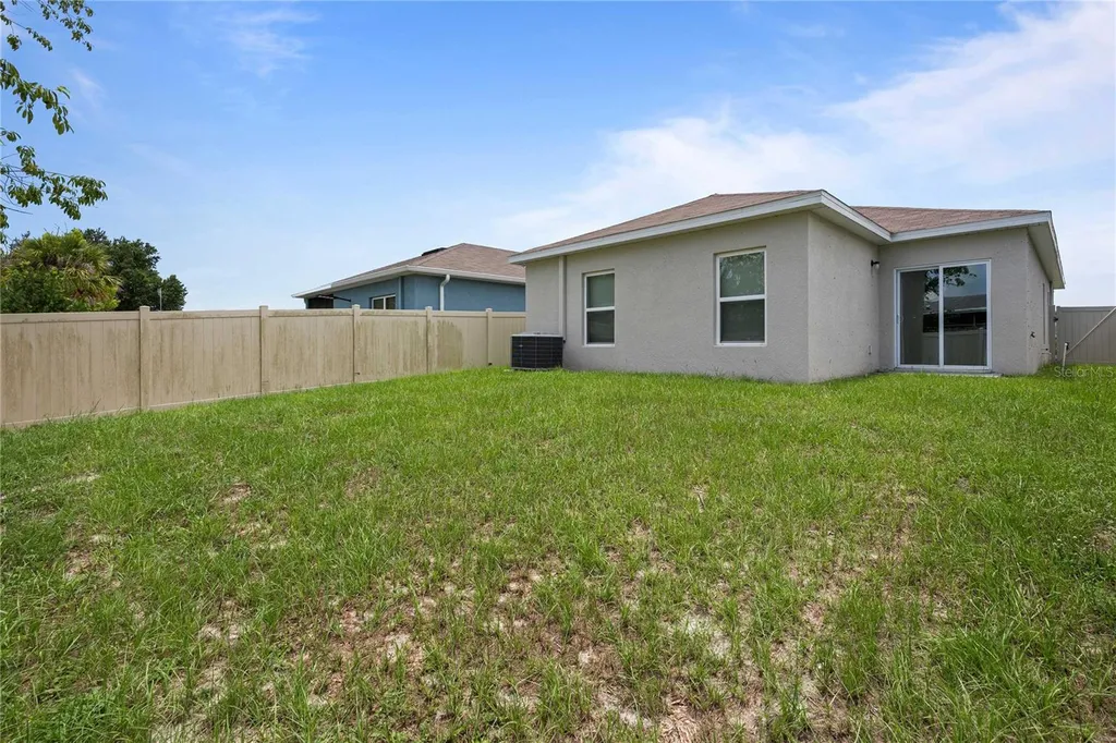 35155 Jomar Avenue Zephyrhills FL 33541