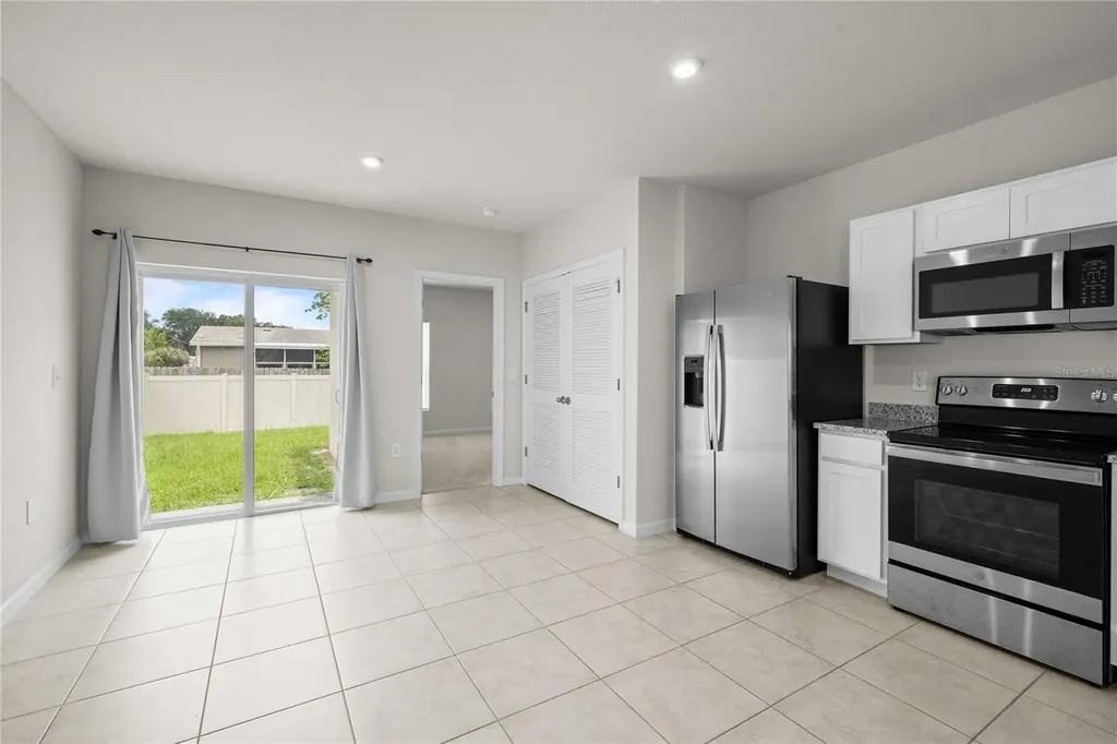 35155 Jomar Avenue Zephyrhills FL 33541