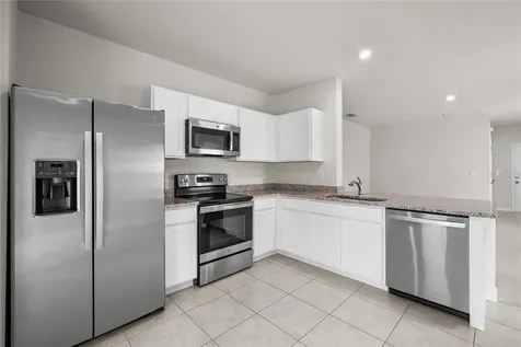35155 Jomar Avenue Zephyrhills FL 33541