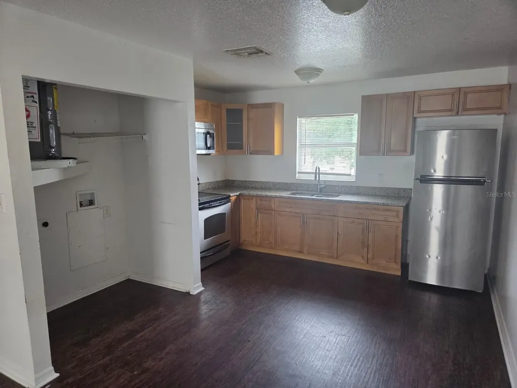3212 N 50th Street Tampa FL 33619