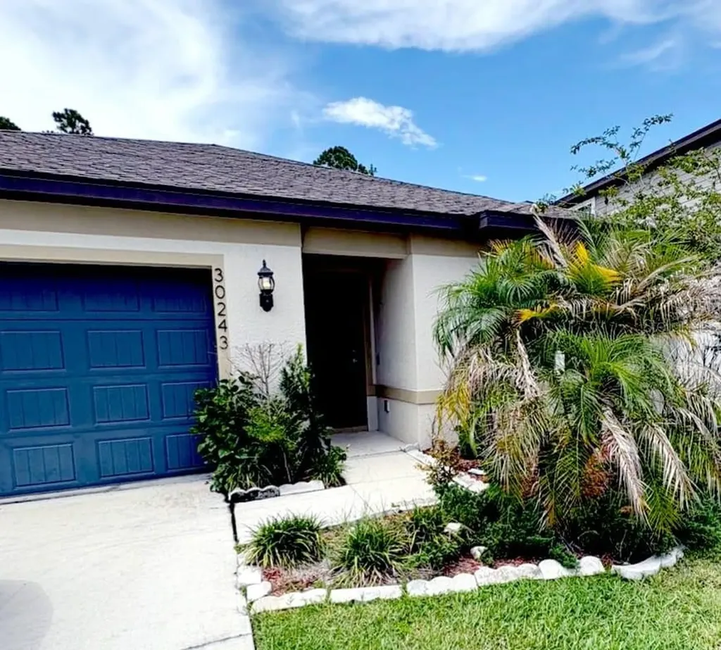 30243 Marquette Avenue Wesley Chapel FL 33545