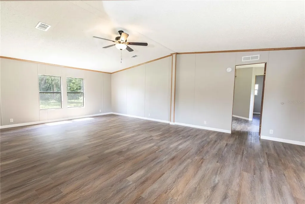 968 Cr222 Road Oxford FL 34484
