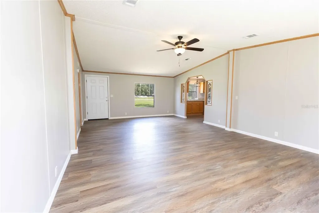 968 Cr222 Road Oxford FL 34484