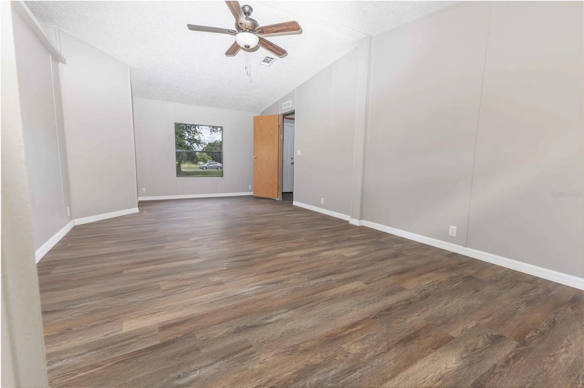 968 Cr222 Road Oxford FL 34484