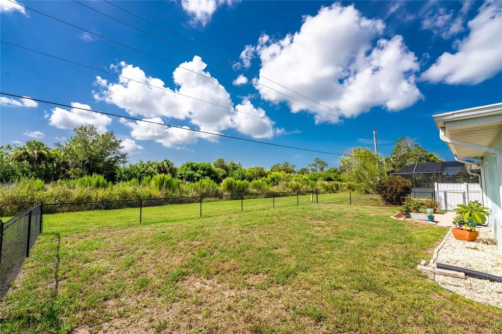 23 Annapolis Lane Rotonda West FL 33947