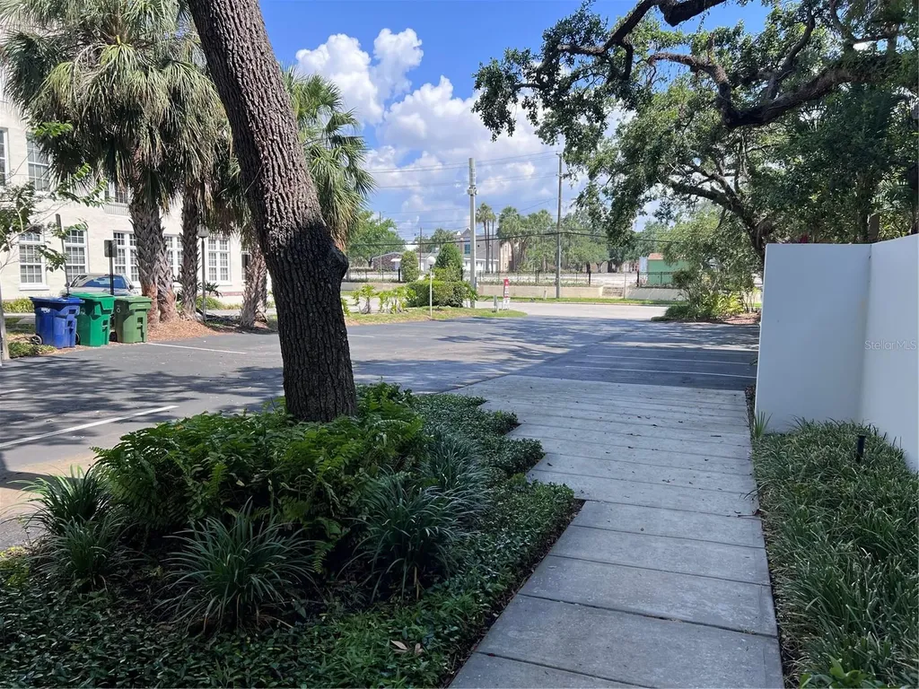 515 W Bay Street Tampa FL 33606