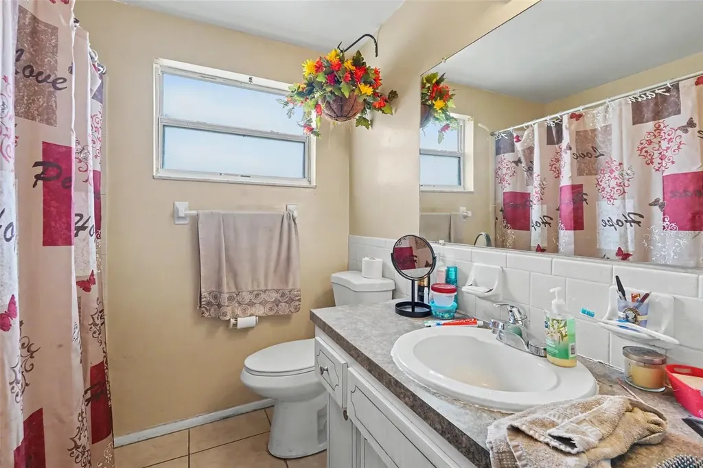 5513 Oceanic Road Holiday FL 34690