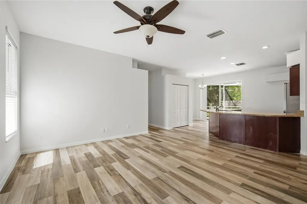 9810 Bennington Drive Tampa FL 33626