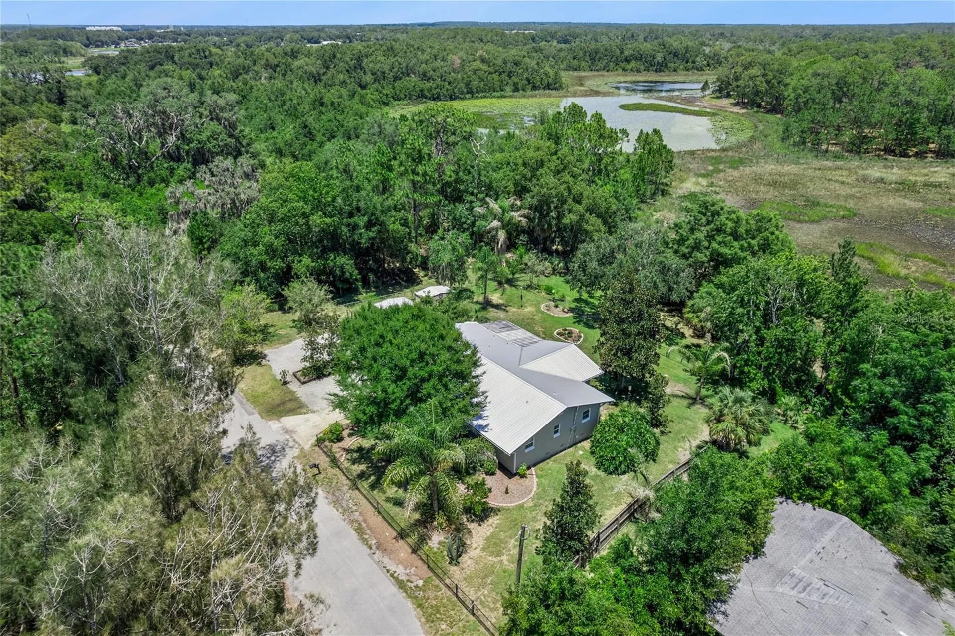 37400 Saint Louis Avenue Umatilla FL 32784