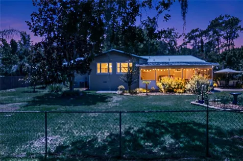 37400 Saint Louis Avenue Umatilla FL 32784
