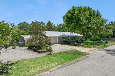 37400 Saint Louis Avenue Umatilla FL 32784