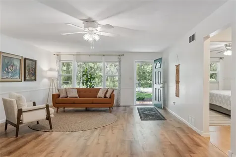 37400 Saint Louis Avenue Umatilla FL 32784