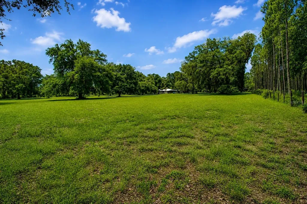 128 NE 326th Avenue Cross City FL 32628