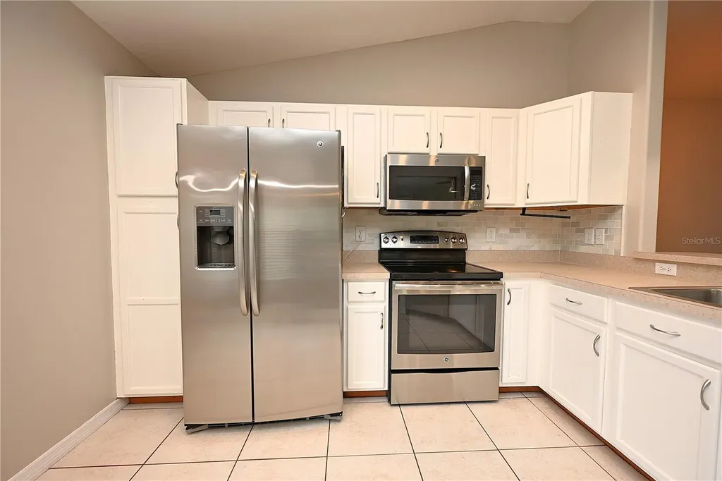 7147 Cedarcrest Boulevard Lakeland FL 33810