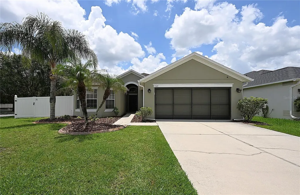 7147 Cedarcrest Boulevard Lakeland FL 33810