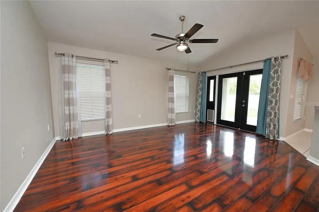 7147 Cedarcrest Boulevard Lakeland FL 33810
