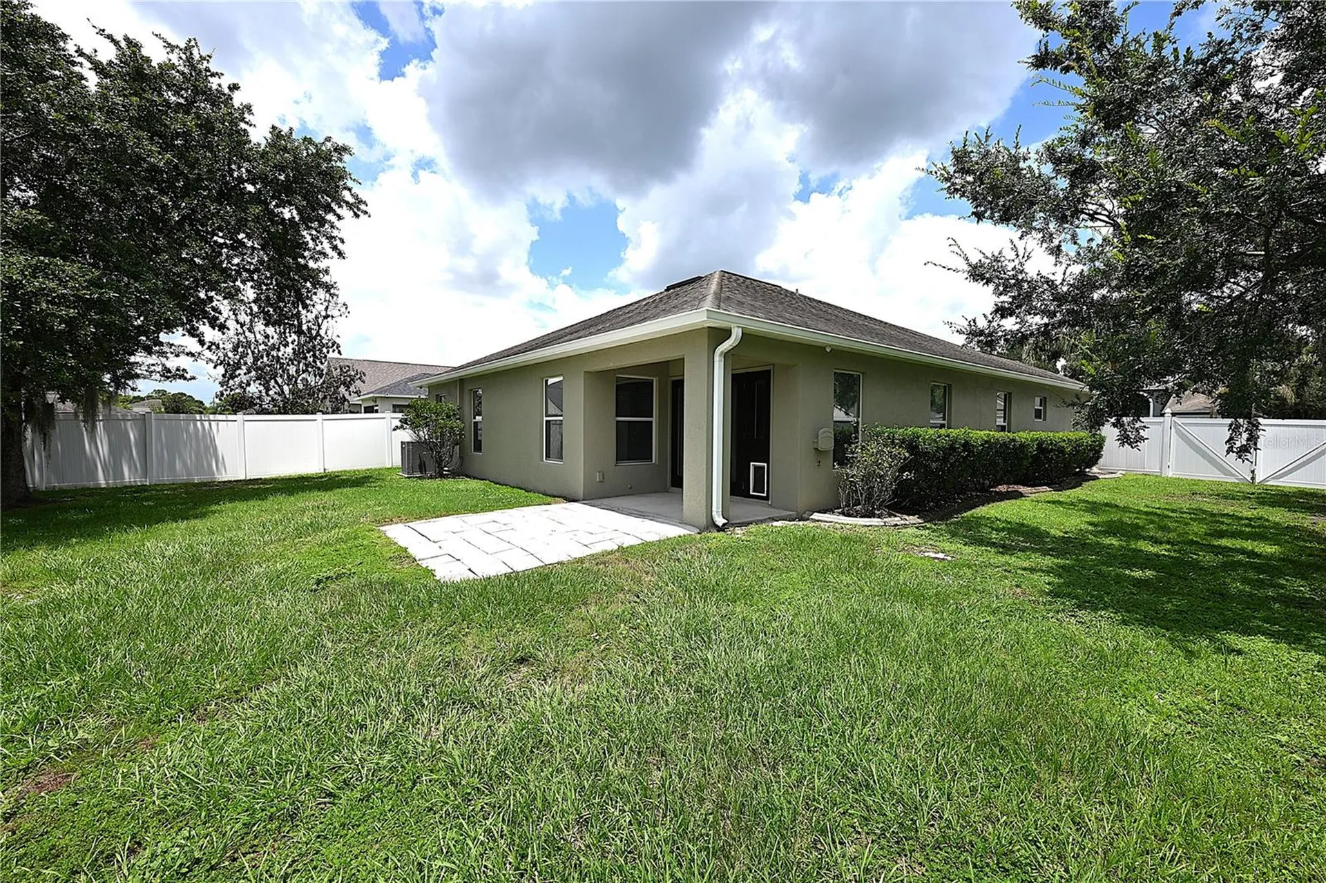 7147 Cedarcrest Boulevard Lakeland FL 33810