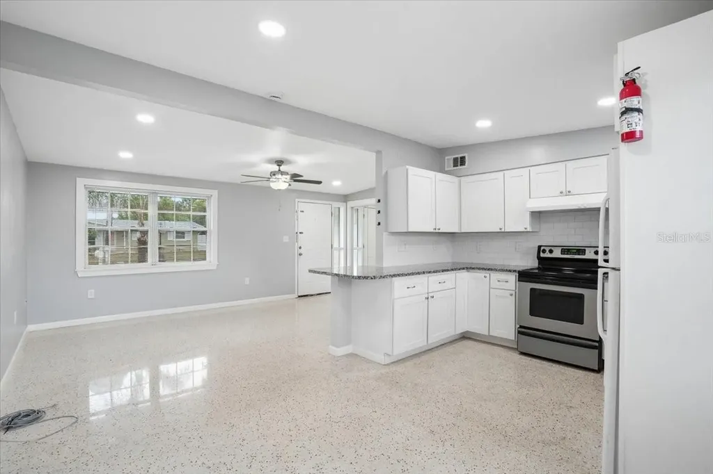2019 24th Avenue W Bradenton FL 34205