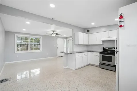 2019 24th Avenue W Bradenton FL 34205