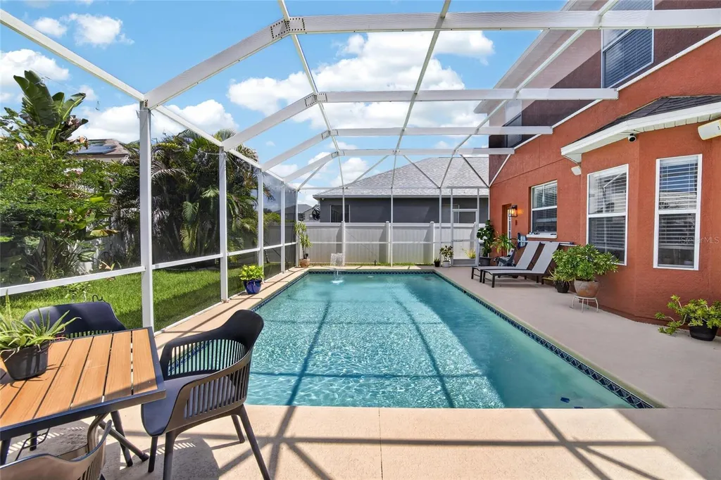 4205 Knob Lake Court Tampa FL 33619