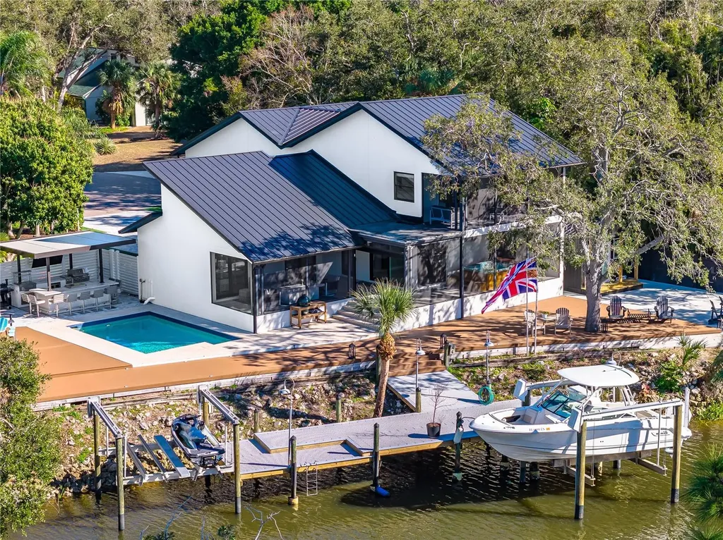 2500 Monterey Street Sarasota FL 34231
