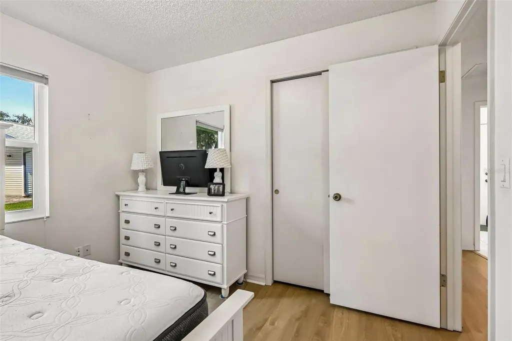 27131 Racquet Circle Leesburg FL 34748