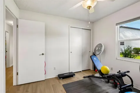 27131 Racquet Circle Leesburg FL 34748