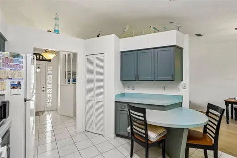 27131 Racquet Circle Leesburg FL 34748