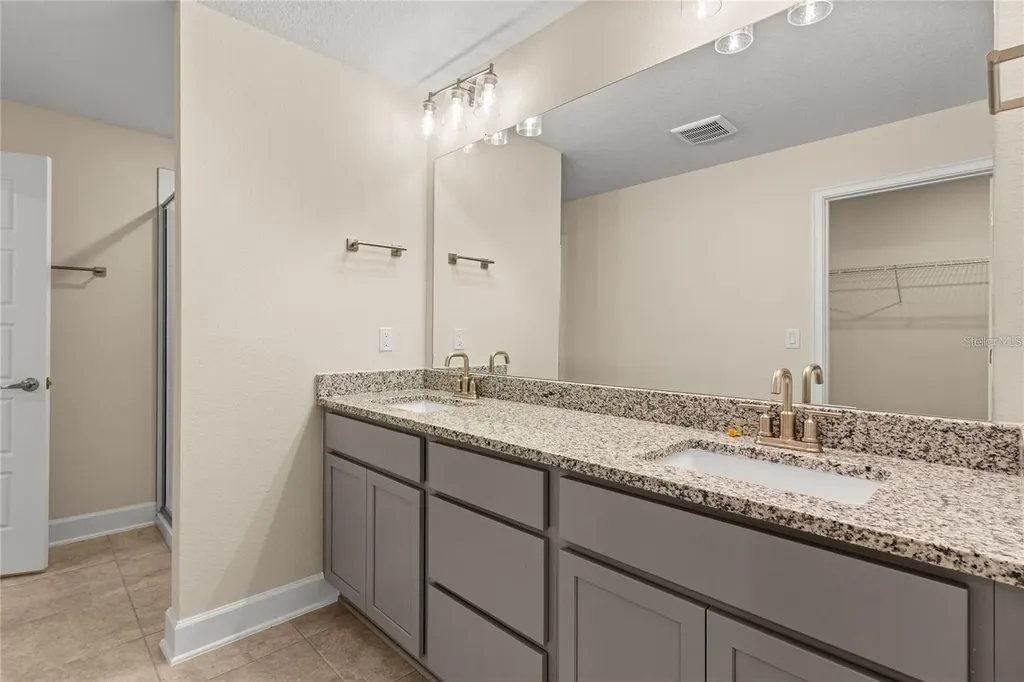 1667 Ann Rose Way Leesburg FL 34748