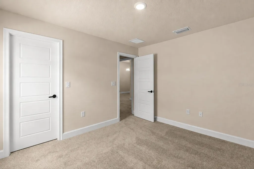 1667 Ann Rose Way Leesburg FL 34748