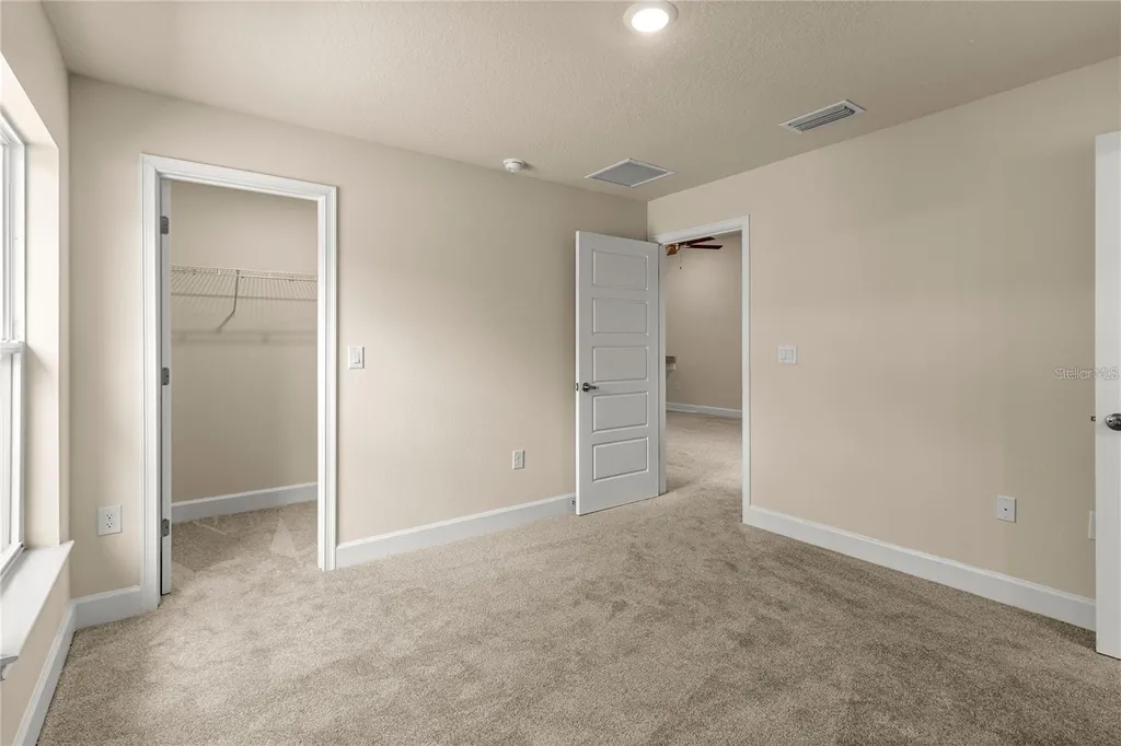 1667 Ann Rose Way Leesburg FL 34748