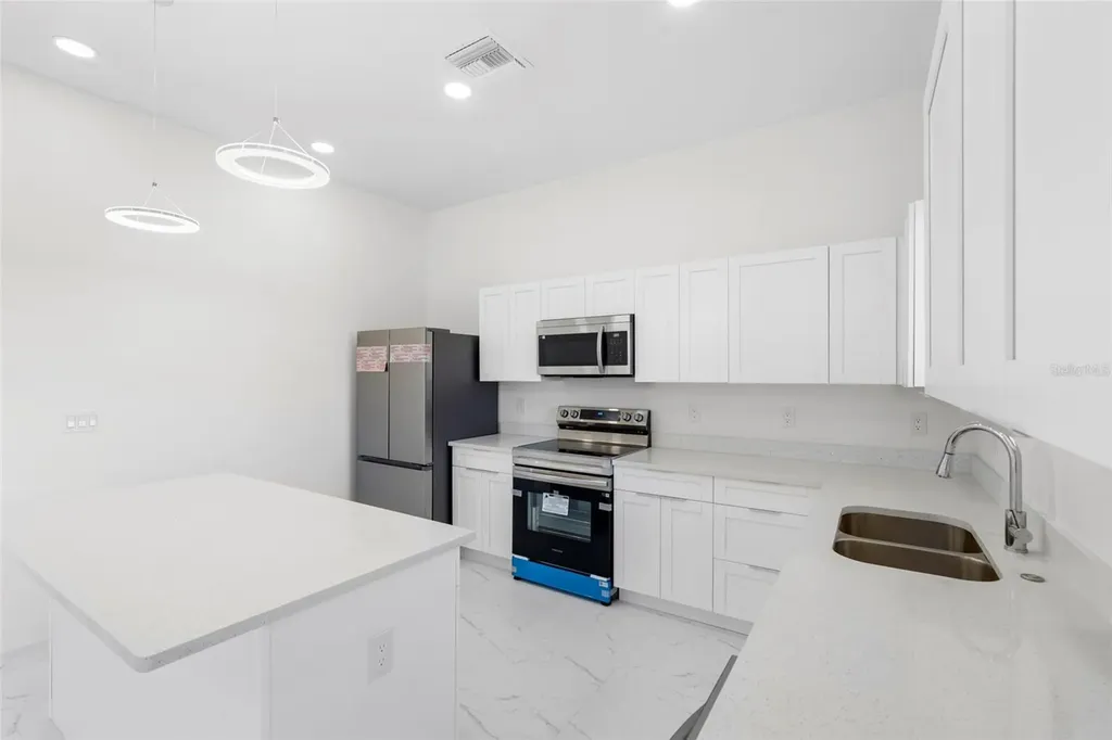 2725 Embers Parkway W Cape Coral FL 33993