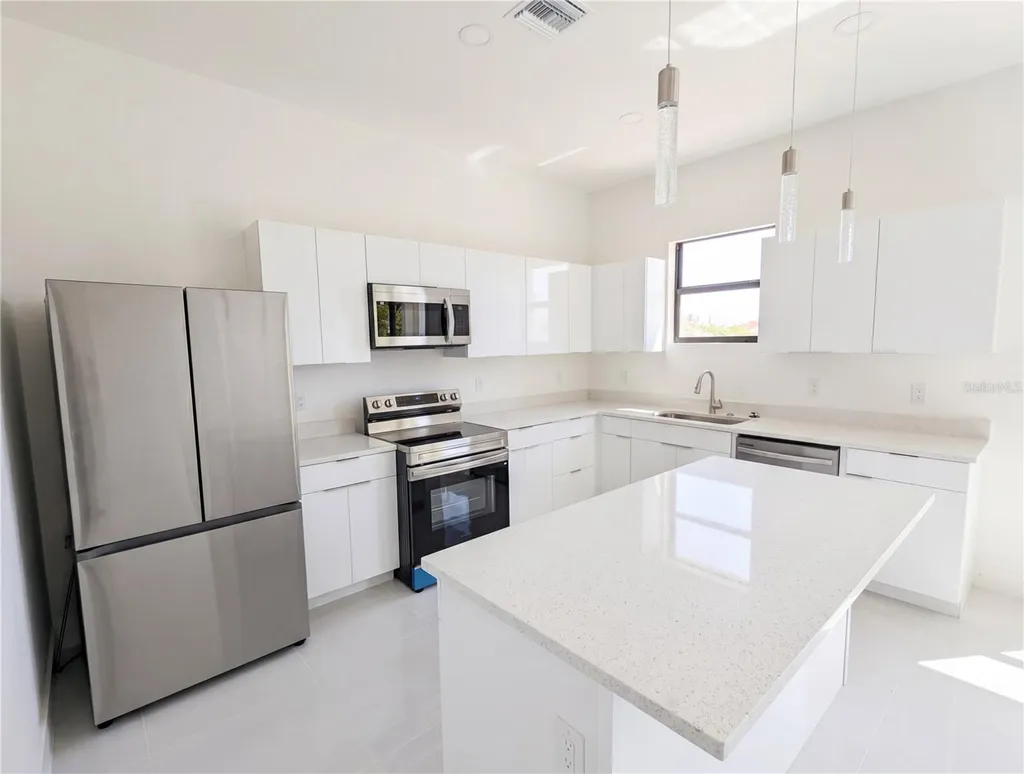 2725 Embers Parkway W Cape Coral FL 33993